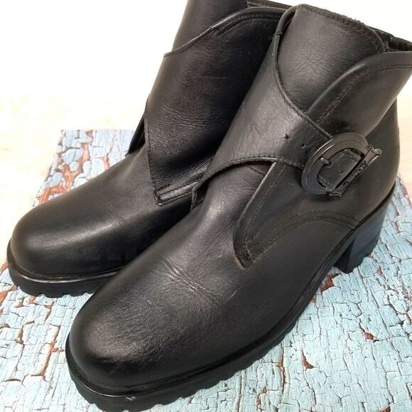 DINGO RUGGED SOLE BLACK BUCKLE CLOSURE BOOT - Picture 1 of 8